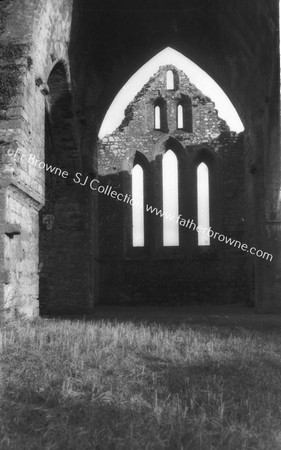 DUNBRODY ABBEY E.GABLE THROUGH ARCH